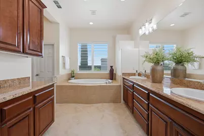 8537 Bridgestone Crescent, Roseville, CA 95747 - Photo 28