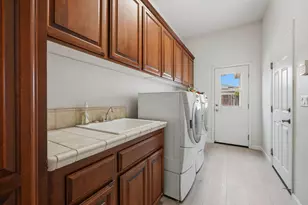 8537 Bridgestone Crescent, Roseville, CA 95747 - Photo 40