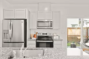 5600 Molino Cir, Roseville, CA 95747 - Photo 14