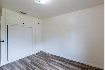 1152 Greenhills Road, Sacramento, CA 95864 - Photo 20