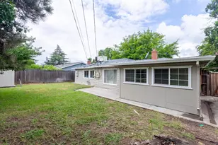 1152 Greenhills Rd, Sacramento, CA 95864 - Photo 32