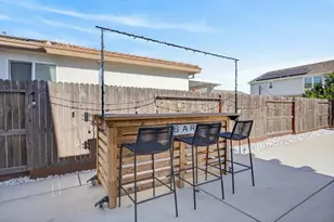 395 Sunol St, Lathrop, CA 95330 - Photo 46