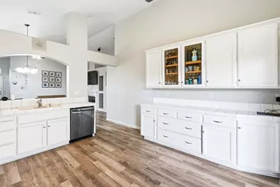 8154 Andante Drive, Citrus Heights, CA 95621 - Photo 12