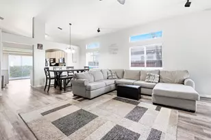 8154 Andante Dr, Citrus Heights, CA 95621 - Photo 6