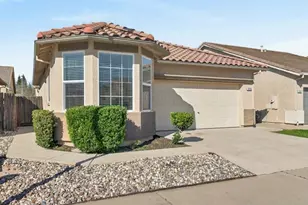 7426 Sun Reign Ln, Sacramento, CA 95823 - Photo 2