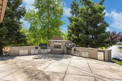 7426 Sun Reign Lane, Sacramento, CA 95823 - Photo 48