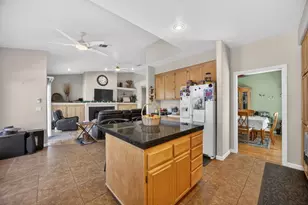9089 Quail Terrace Way, Elk Grove, CA 95624 - Photo 16