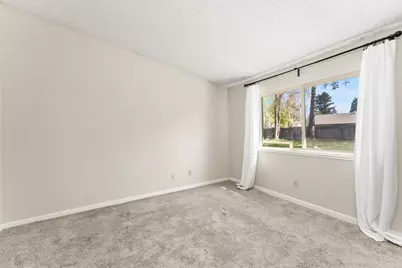 7381 Marani Way, Sacramento, CA 95831 - Photo 16