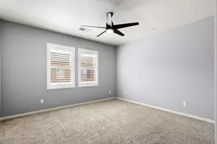 8430 Crystal Walk Cir, Elk Grove, CA 95758 - Photo 26