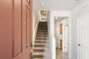 8430 Crystal Walk Cir, Elk Grove, CA 95758 - Photo 6