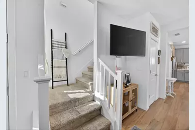 251 Cinema Street, Sacramento, CA 95823 - Photo 18