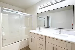 7948 Cavalier Way, Sacramento, CA 95832 - Photo 12