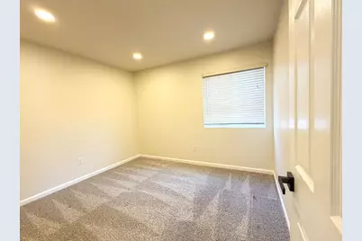 7948 Cavalier Way, Sacramento, CA 95832 - Photo 10