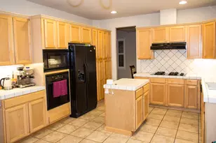 5136 Bessemer Way, Sacramento, CA 95835 - Photo 10