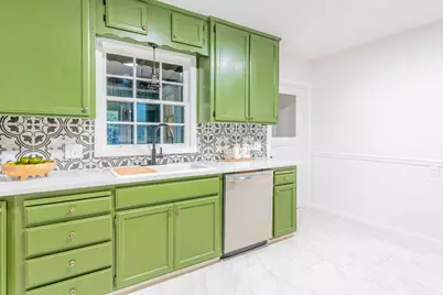 435 Olive Avenue, Modesto, CA 95350 - Photo 12