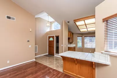 8127 Aztec Way, Antelope, CA 95843 - Photo 18