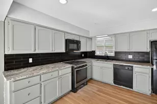 6741 Steiner Dr, Sacramento, CA 95823 - Photo 10