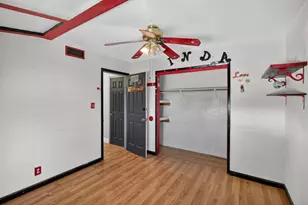 6741 Steiner Dr, Sacramento, CA 95823 - Photo 26