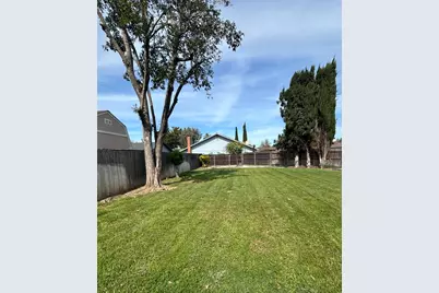 617 Carignane Court, Lodi, CA 95240 - Photo 32