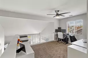 6334 Laguna Mirage Ln, Elk Grove, CA 95758 - Photo 24