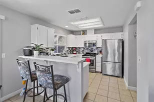 6334 Laguna Mirage Ln, Elk Grove, CA 95758 - Photo 16