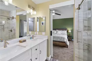 6334 Laguna Mirage Ln, Elk Grove, CA 95758 - Photo 32