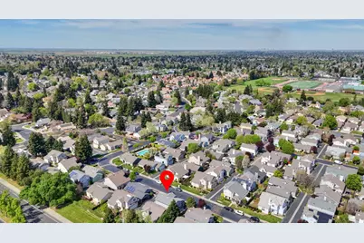 6334 Laguna Mirage Lane, Elk Grove, CA 95758 - Photo 54