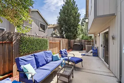 6334 Laguna Mirage Lane, Elk Grove, CA 95758 - Photo 40