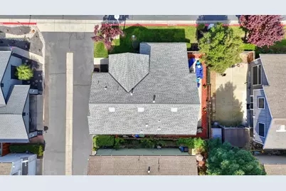 6334 Laguna Mirage Lane, Elk Grove, CA 95758 - Photo 48