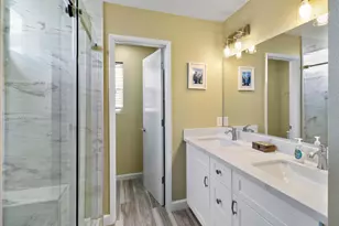 6334 Laguna Mirage Ln, Elk Grove, CA 95758 - Photo 30