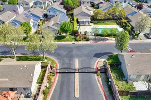 6334 Laguna Mirage Ln, Elk Grove, CA 95758 - Photo 56