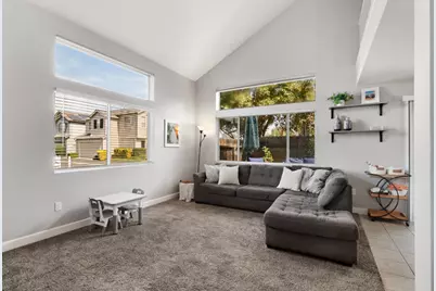 6334 Laguna Mirage Lane, Elk Grove, CA 95758 - Photo 8