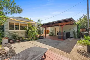 938 50th St, Sacramento, CA 95819 - Photo 32