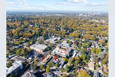 938 50th Street, Sacramento, CA 95819 - Photo 38