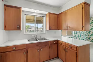 4527 Ulysses Dr, Sacramento, CA 95864 - Photo 16