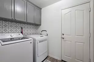 208 Riverside Ave, Chowchilla, CA 93610 - Photo 8