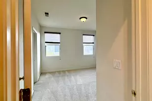 2473 Huckleberry Cir, West Sacramento, CA 95691 - Photo 22