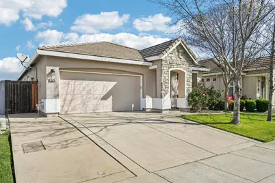1623 Vosspark Way, Sacramento, CA 95835 - Photo 2