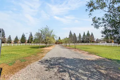 3167 Baseline Road, Roseville, CA 95747 - Photo 2