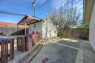 1311 47th Ave, Sacramento, CA 95831 - Photo 50