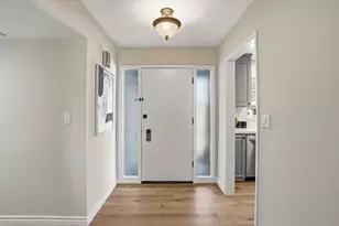 18813 Westview Dr, Saratoga, CA 95070 - Photo 12