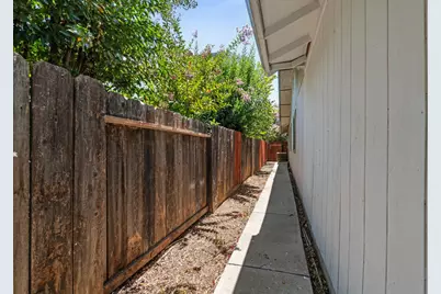1285 Bonta Avenue, Gustine, CA 95322 - Photo 30