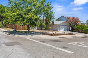 1285 Bonta Ave, Gustine, CA 95322 - Photo 2