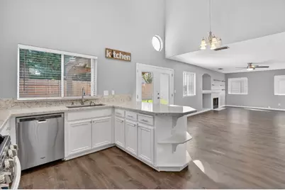 4004 Spindrifter Lane, Elk Grove, CA 95758 - Photo 10