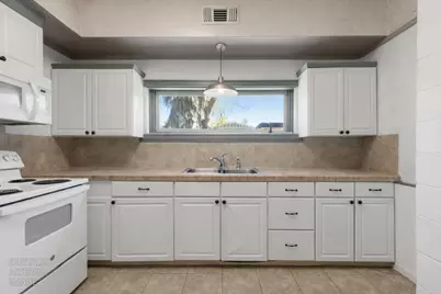 724 Webster Street, Colusa, CA 95932 - Photo 10