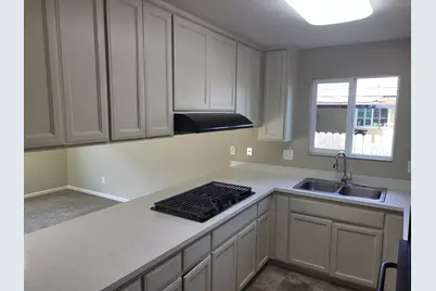 7632 Manorcrest Way, Sacramento, CA 95832 - Photo 6