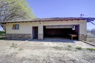 873 Loquat Ave, Patterson, CA 95363 - Photo 4