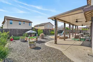 7434 Thorndale Way, Sacramento, CA 95829 - Photo 14