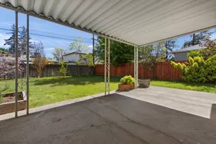 5221 Helen Wy, Sacramento, CA 95822 - Photo 32