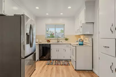 4439 Morpheus Lane, Sacramento, CA 95864 - Photo 8